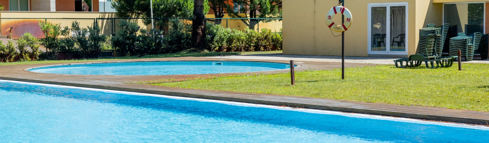Piscina exterior – Aurora do Furadouro Piscina exterior no alojamento Aurora do Furadouro